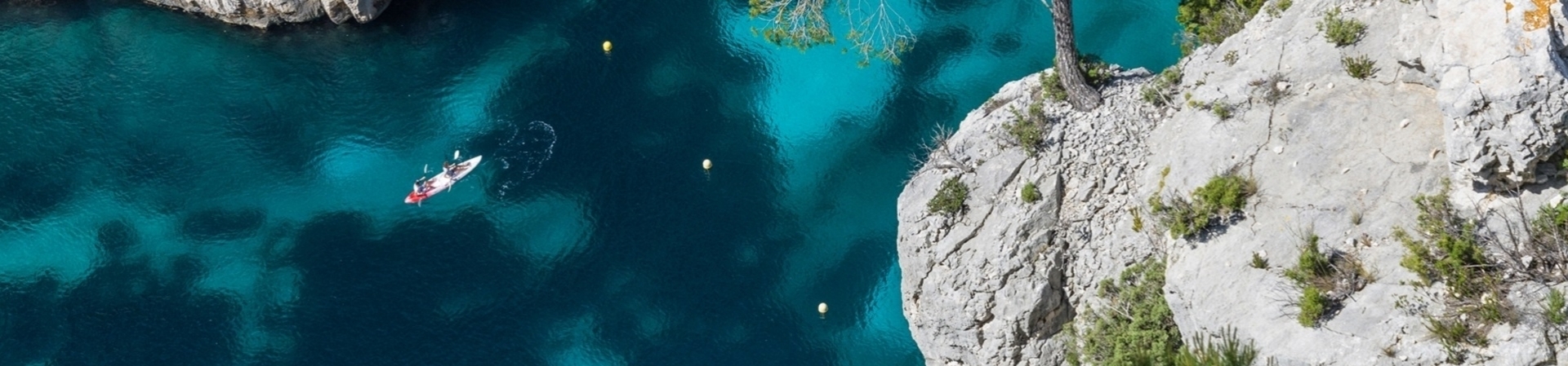 Découvrez la calanque de lescu en kayak biplace